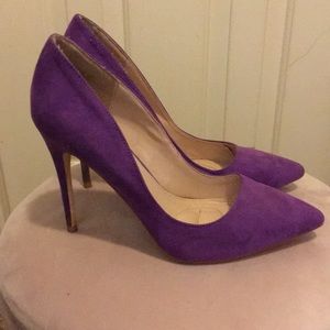 Purple Pumps